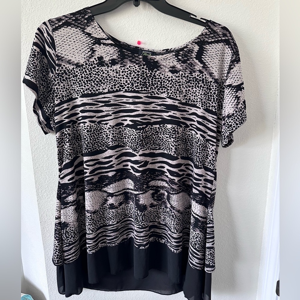Shannon Ford Black and White Relaxed Fit Blouse
